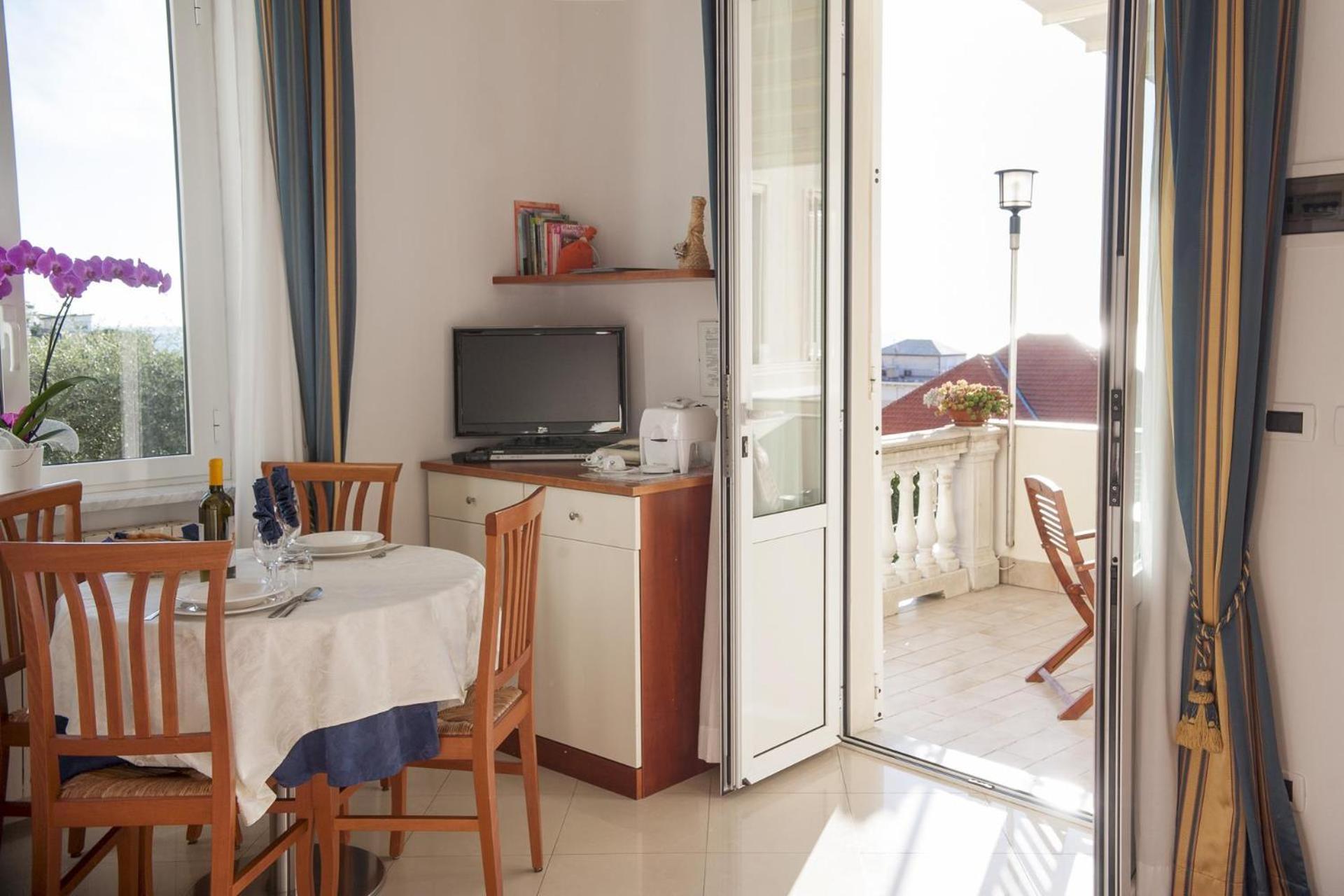 Centa 3*
